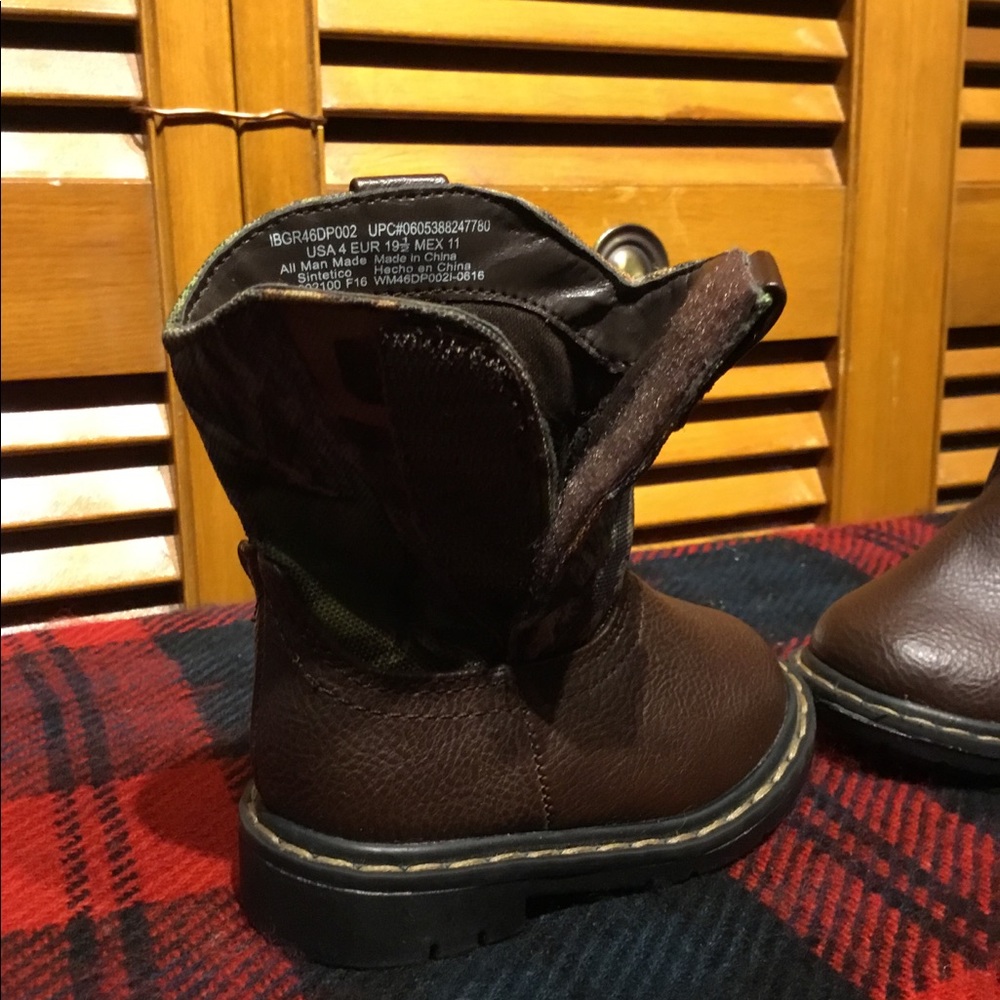 Toddler boots size 4 GARANIMALS camo/Brown - Picture 5 of 6